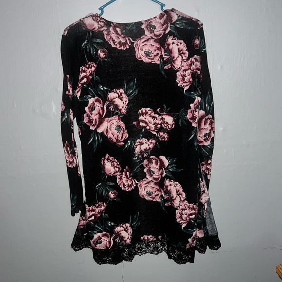 Rose Pattern Cover-Up - Picture 2 of 3